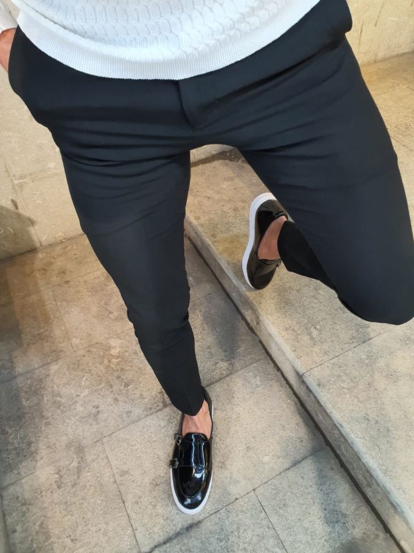 Aysoti Langred Black Slim Fit Pants