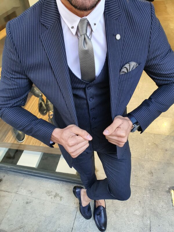 Aysoti Varada Navy Blue Slim Fit Pinstripe Suit