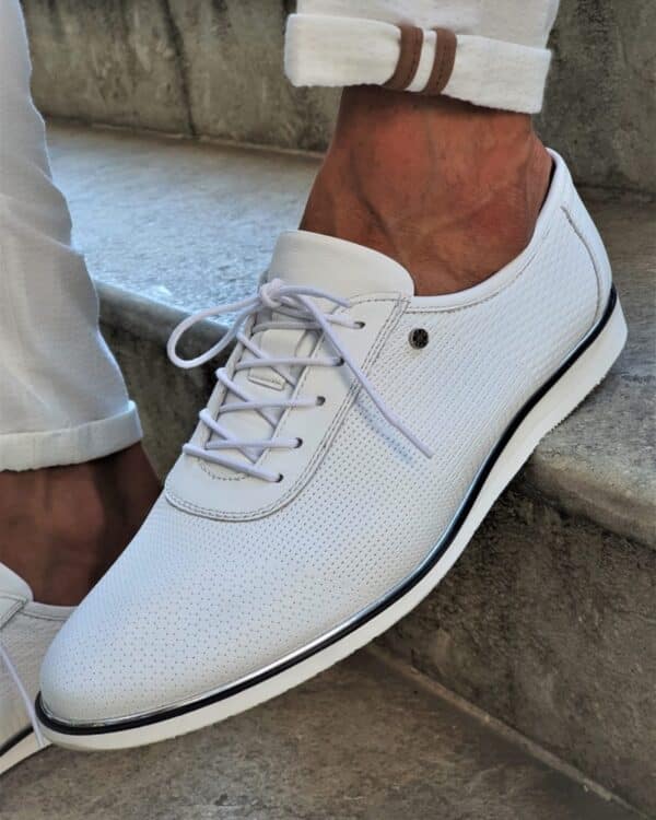 Aysoti Fayetteville White Low-Top Sneakers