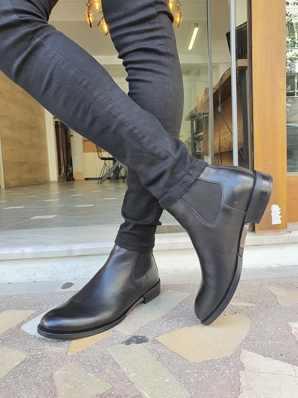 Aysoti Sohillsfort Black Chelsea Boots