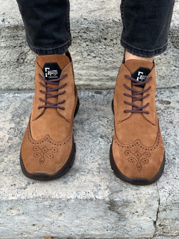 Tan Wing Tip Suede Lace Up Chelsea Boots