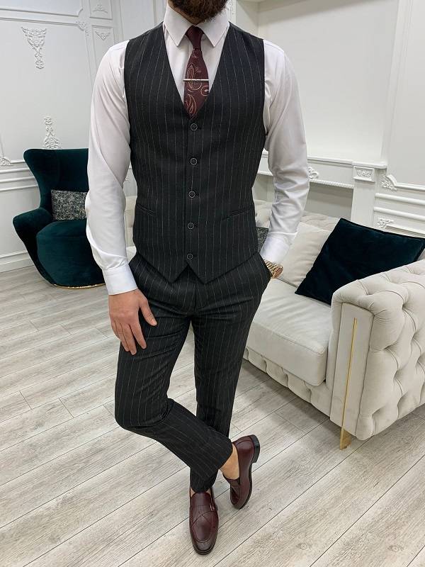 Aysoti Oswildale Dark Gray Slim Fit Peak Lapel Pinstripe Suit