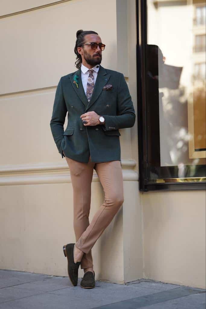 Look Stunning in Aysoti Cooper Green Tailored Slim Fit Peak Lapel Blazer