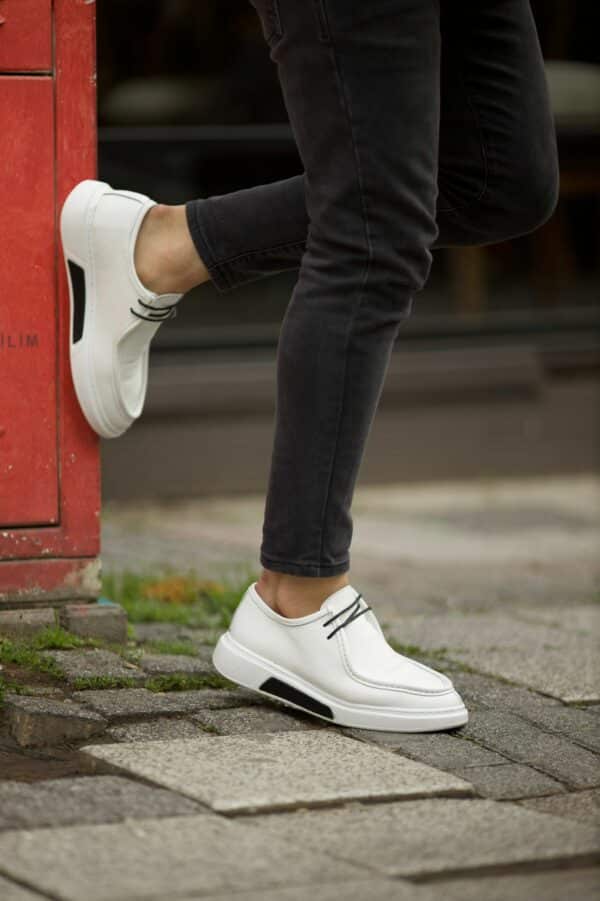 Aysoti Dale White Laced Slip-On Shoes