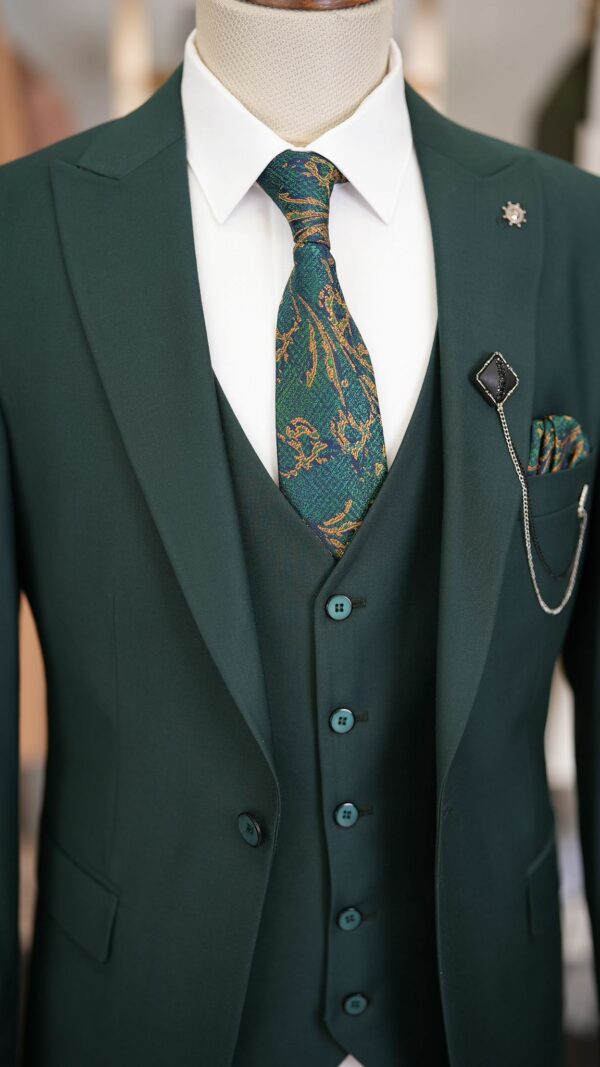 Aysoti Brooklyn Green Slim Fit 3 Piece Peak Lapel Suit